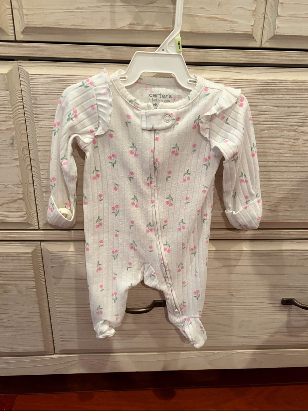 Carter’s newborn baby girl outfit